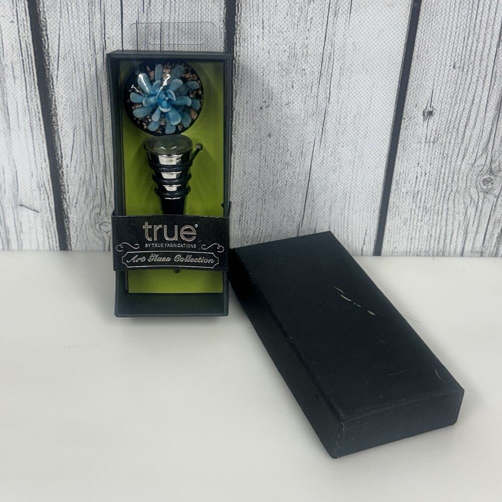 True Fabrications Art Glass Collection Wine Bottle Stopper Blue Flower NIB